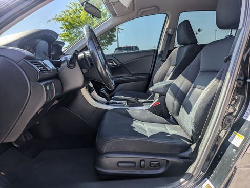Used 2015 Honda Accord Sport image 17