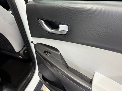 Used 2023 Hyundai Kona SEL image 25