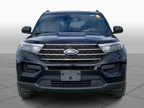 Certified 2020 Ford Explorer XLT w/ Comfort Package image 3