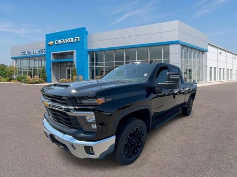 Used 2026 Chevrolet Silverado 2500 LT w/ All Star Edition AWD/4WD image 1