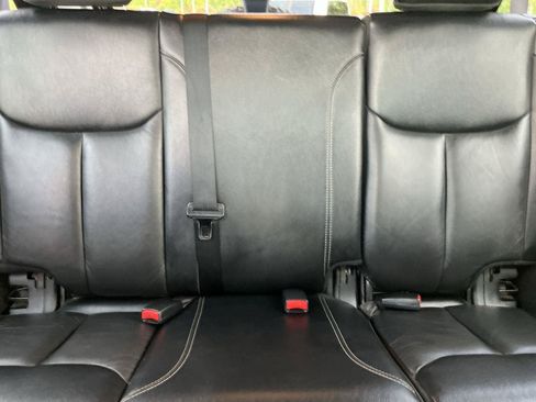 Used 2017 Jeep Wrangler Unlimited Sahara w/ Max Tow Package AWD/4WD image 30