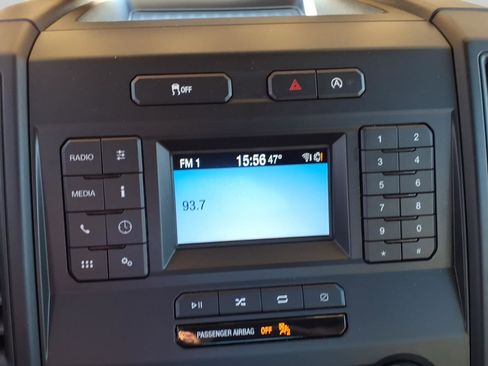 Used 2019 Ford F150 XL w/ Equipment Group 101A Mid image 18