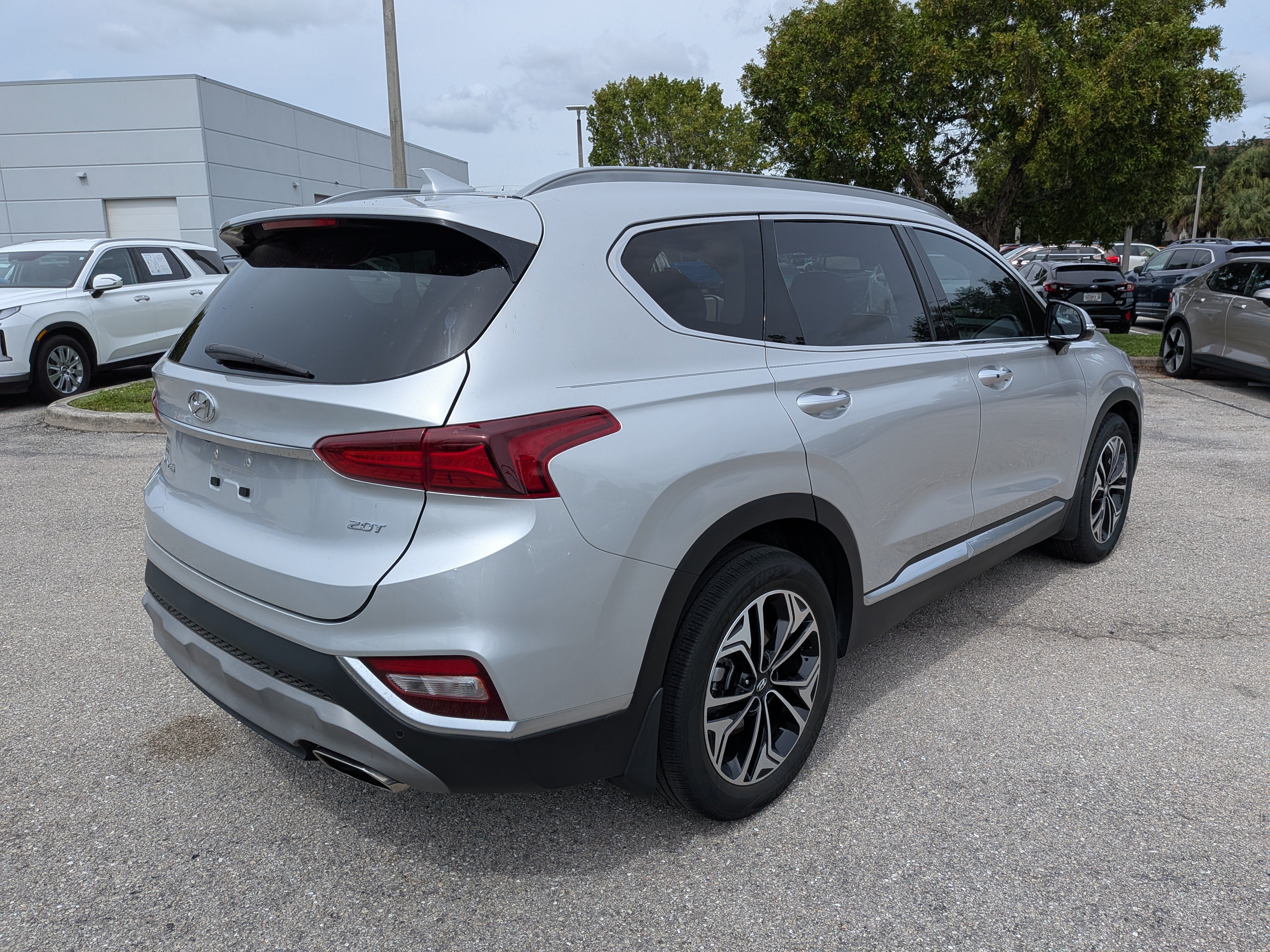 Used 2019 Hyundai Santa Fe FWD image 4