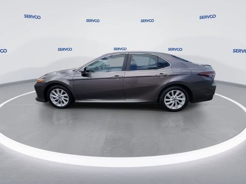 Used 2023 Toyota Camry LE image 5