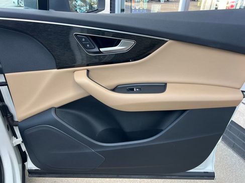 Used 2023 Audi Q7 3.0T Premium image 35