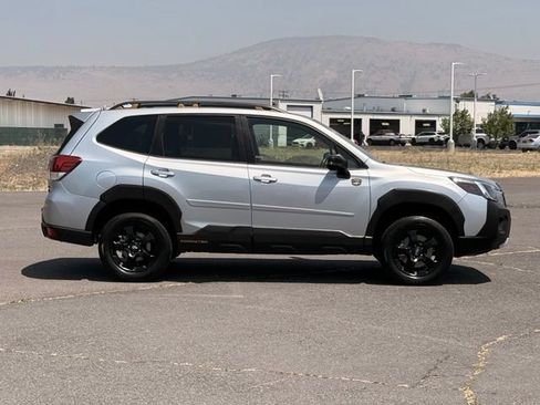 Used 2022 Subaru Forester Wilderness w/ Wilderness Package AWD/4WD image 7