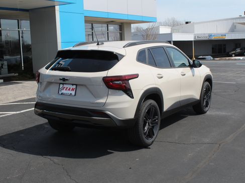 New 2026 Chevrolet Trax ACTIV image 4
