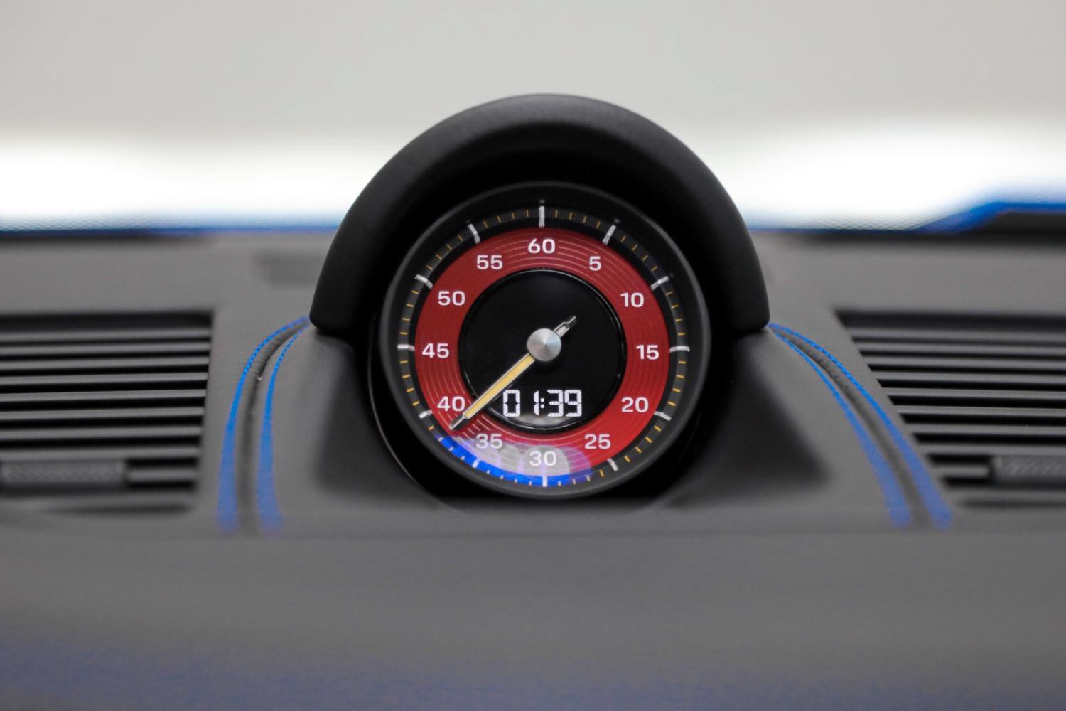 Used 2022 Porsche 911 GT3 RWD image 54