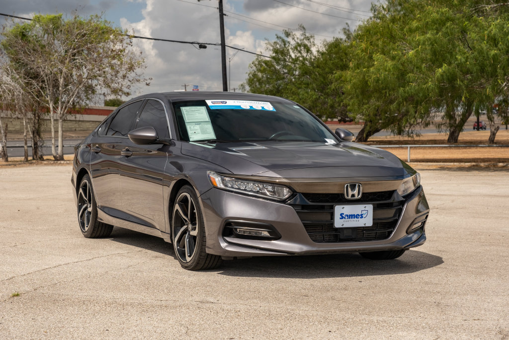 Used 2020 Honda Accord Sport image 2