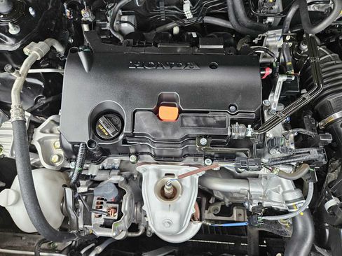 Certified 2024 Honda HR-V Sport image 29