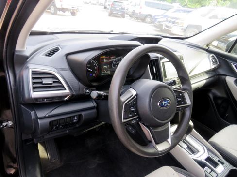 Used 2020 Subaru Forester Premium w/ Alloy Wheel Package image 7