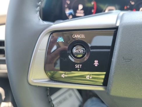 Certified 2025 Nissan Murano SL image 26