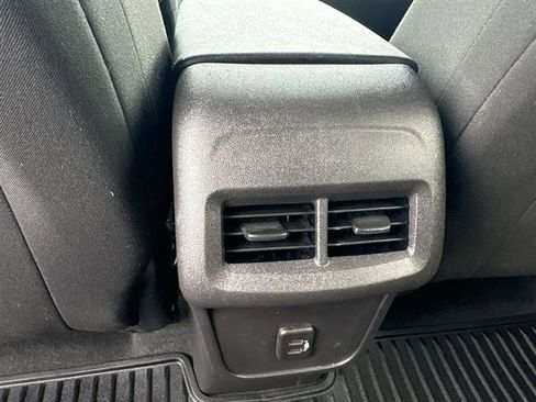 Certified 2024 Chevrolet Equinox LT FWD image 20