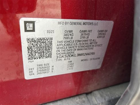 Used 2021 GMC Yukon Denali w/ Denali Ultimate Package image 12