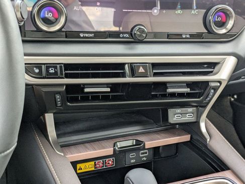 Certified 2023 Lexus RX 350 FWD w/ Accessory Package (Z1) image 13