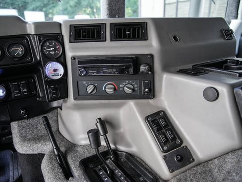 Used 1996 HUMMER H1 4-Door Wagon AWD/4WD image 22