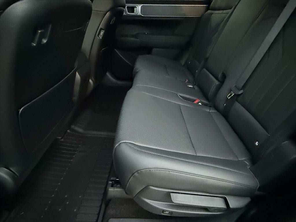 Used 2026 Hyundai Santa Fe SEL FWD image 13