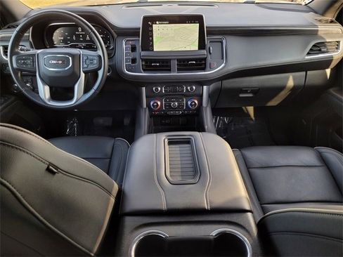 Used 2022 GMC Yukon XL SLT image 12