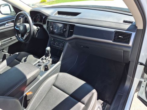 Used 2021 Volkswagen Atlas SE w/ Panoramic Sunroof Package AWD/4WD image 34