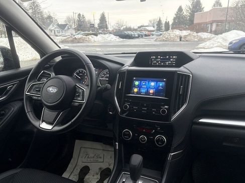Used 2023 Subaru Forester Premium image 12