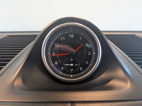 Used 2019 Porsche Macan S image 29