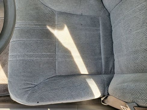 Used 2004 Chevrolet Impala image 17