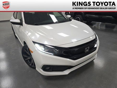 Used 2019 Honda Civic Sport image 1