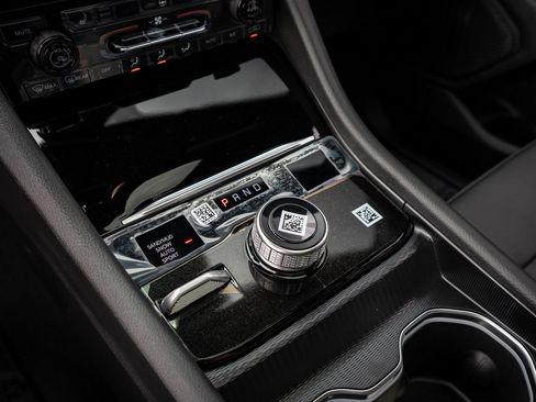 New 2025 Jeep Grand Cherokee L Limited AWD/4WD image 28