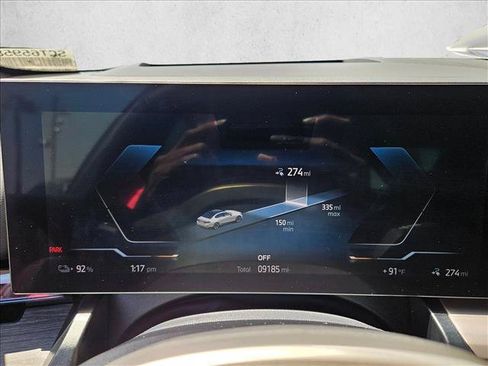 Used 2025 BMW i5 eDrive40i w/ Premium Package RWD image 11