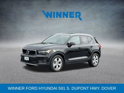 Used 2022 Volvo XC40 T4 Momentum