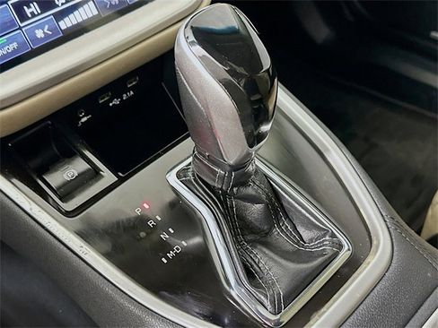 Used 2020 Subaru Outback Limited w/ Popular Package #2 image 17