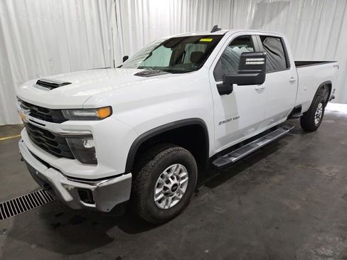 Used 2025 Chevrolet Silverado 2500 LT w/ Safety Package AWD/4WD image 37