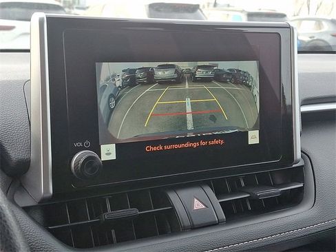 Used 2024 Toyota RAV4 LE image 17