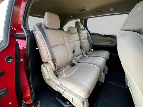 Used 2022 Honda Odyssey EX image 23