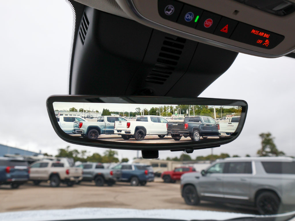 New 2027 GMC Acadia Denali w/ Denali Reserve Package FWD image 31