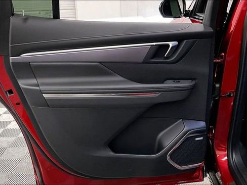 Used 2025 Buick Enclave Sport Touring w/ Power Package image 21