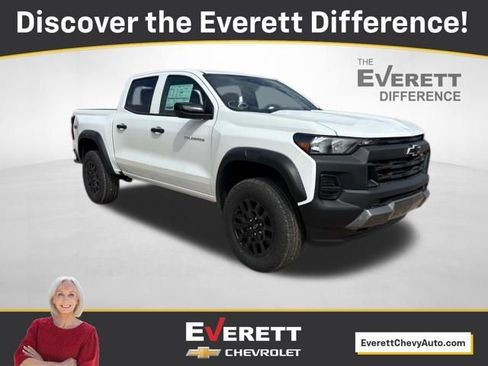 New 2026 Chevrolet Colorado Trail Boss AWD/4WD image 1