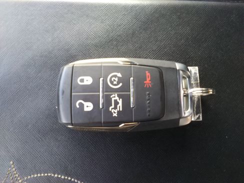 Used 2022 RAM 2500 Limited w/ Towing Technology Group image 25