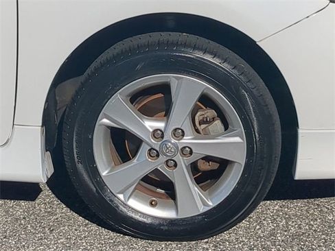 Used 2011 Toyota Corolla S image 11
