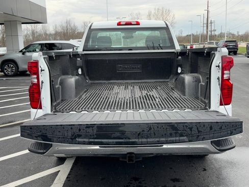 Used 2025 Chevrolet Silverado 1500 W/T image 7