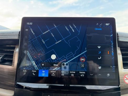 Used 2024 Ford Expedition Limited image 41