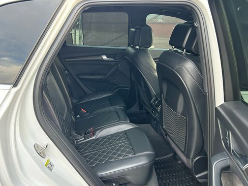 Used 2018 Audi SQ5 Prestige image 16