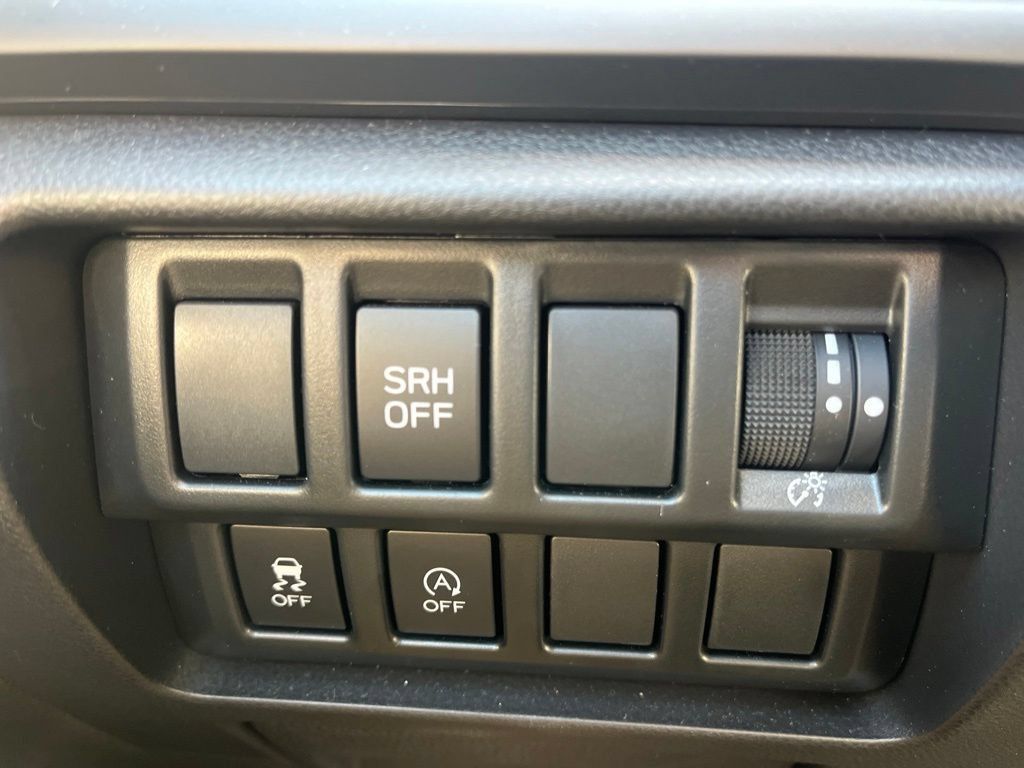 Used 2023 Subaru Forester AWD/4WD image 24