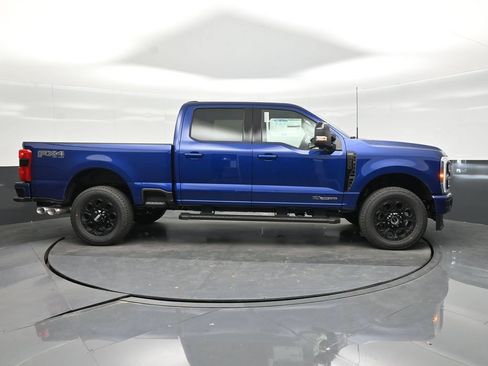 New 2026 Ford F250 Lariat w/ Black Appearance Package AWD/4WD image 11