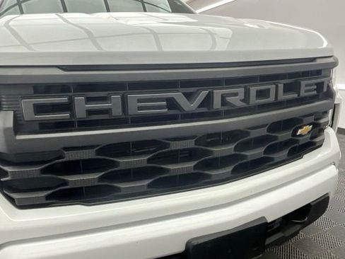Used 2023 Chevrolet Silverado 1500 Custom AWD/4WD image 28