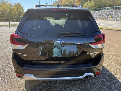 Used 2019 Subaru Forester Touring w/ Popular Package #3 image 6