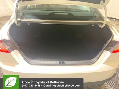 Used 2025 Toyota Camry SE image 23