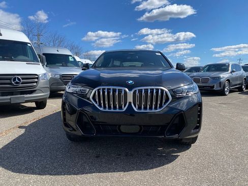 New 2026 BMW X6 xDrive40i image 2