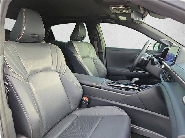Used 2026 Toyota Crown AWD/4WD image 21