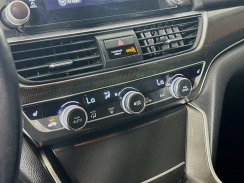 Used 2018 Honda Accord Sport image 15